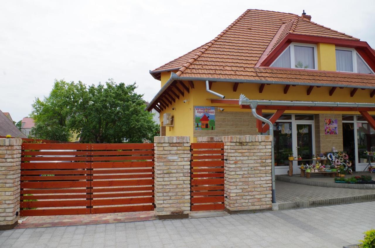 Aranyhal Apartman Hévíz Exteriör bild